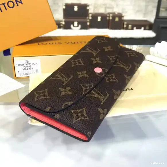 First bag ru Vuitton EMILIE Louis 0512